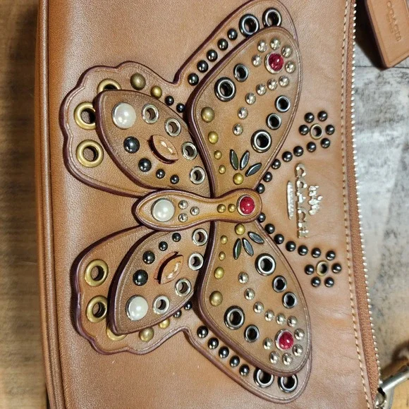 Coach 19 Wristlet Tan Leather Butterfly Applique Studded Bag F59076 - Picture 3 of 11